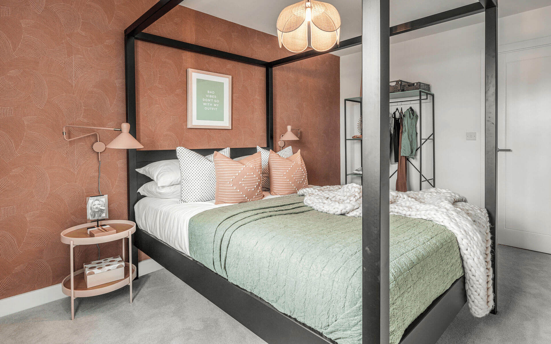 OHE Dovecotegardens Stevington Bed2 3