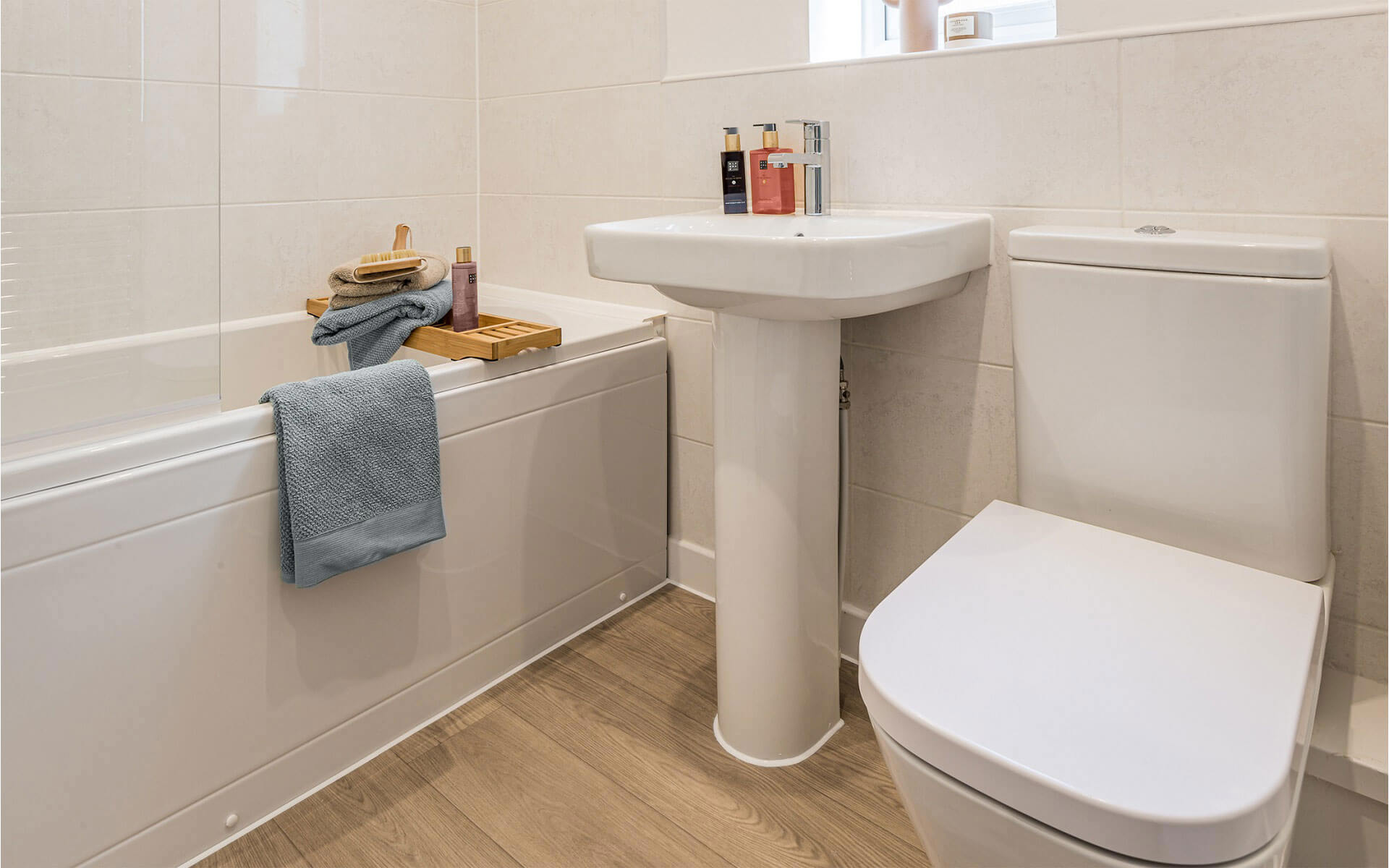 OHE Newlands Sandhurst Bathroom 2 1407