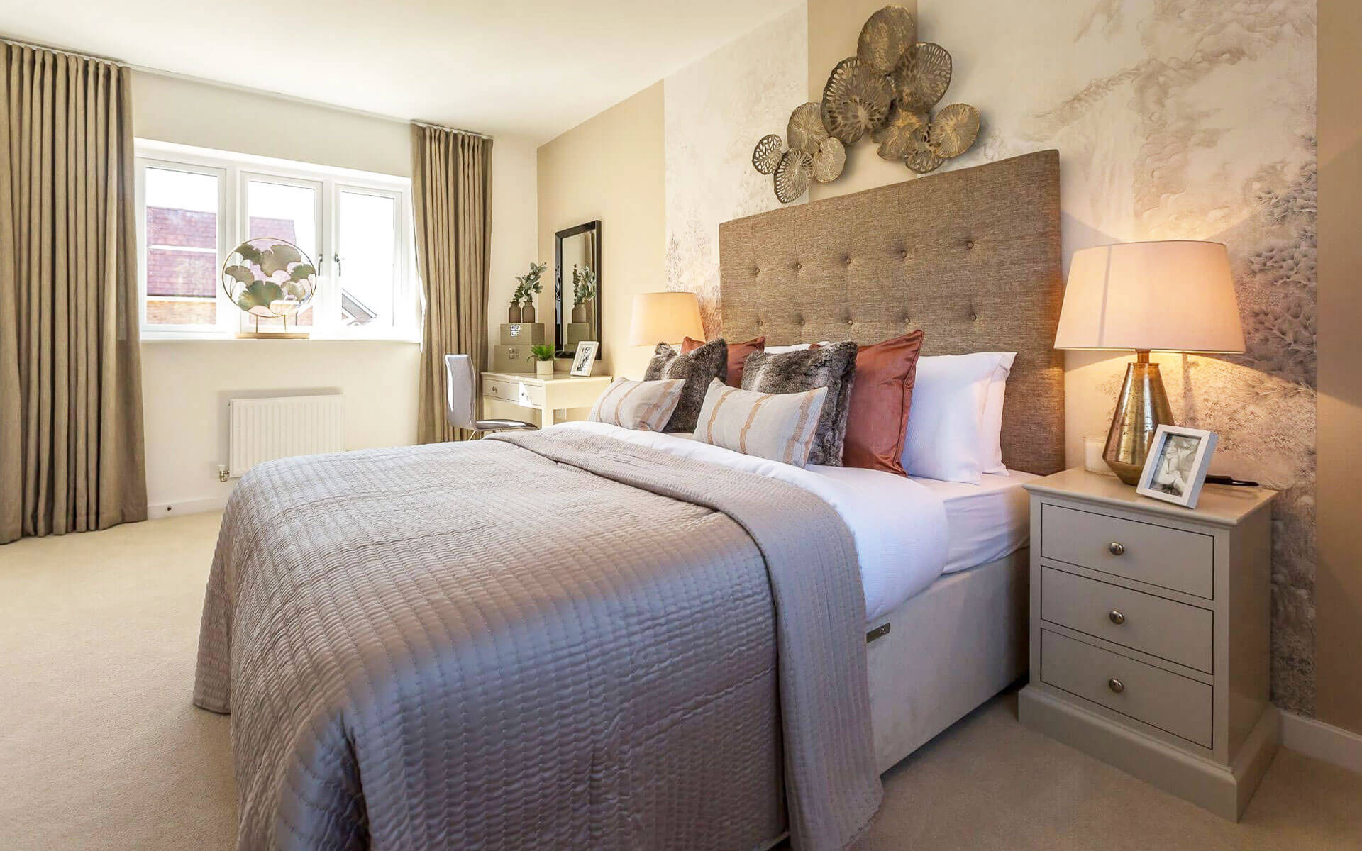 OHS The Hedgerows Rowan Bed1a