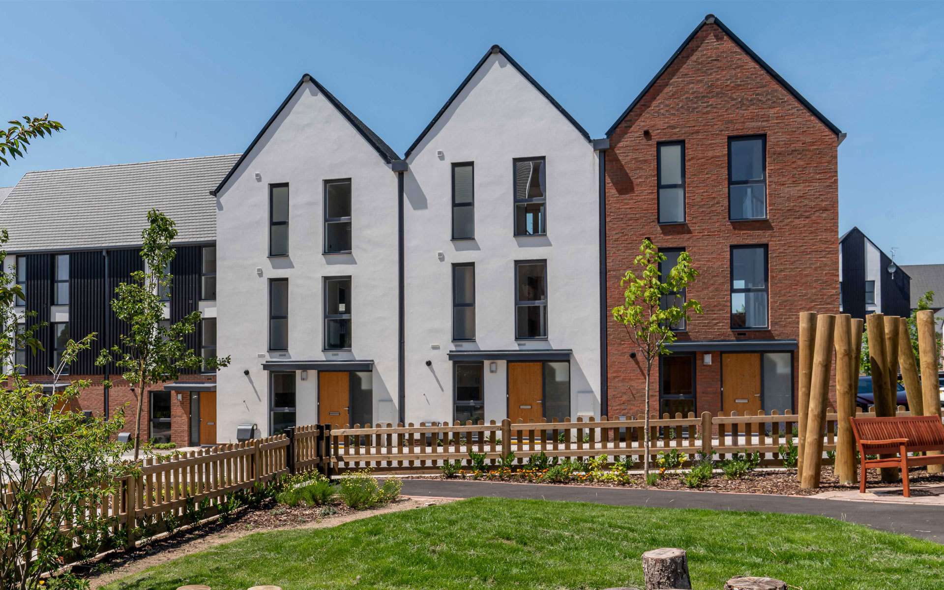 Alveston AQ 1 Resized