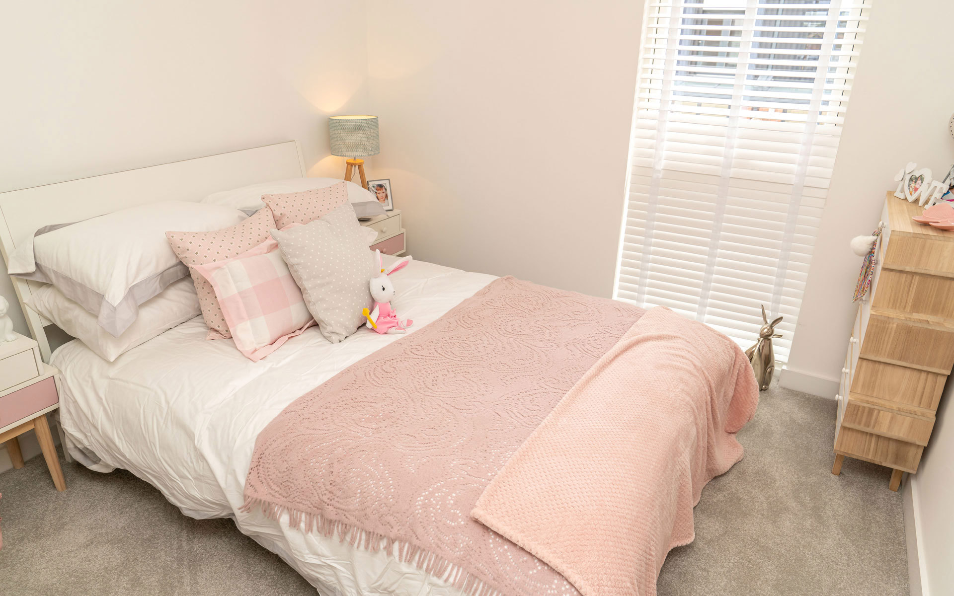 Arden Quarter Plot 32 The Shottery Bedroom 2 2 (1)