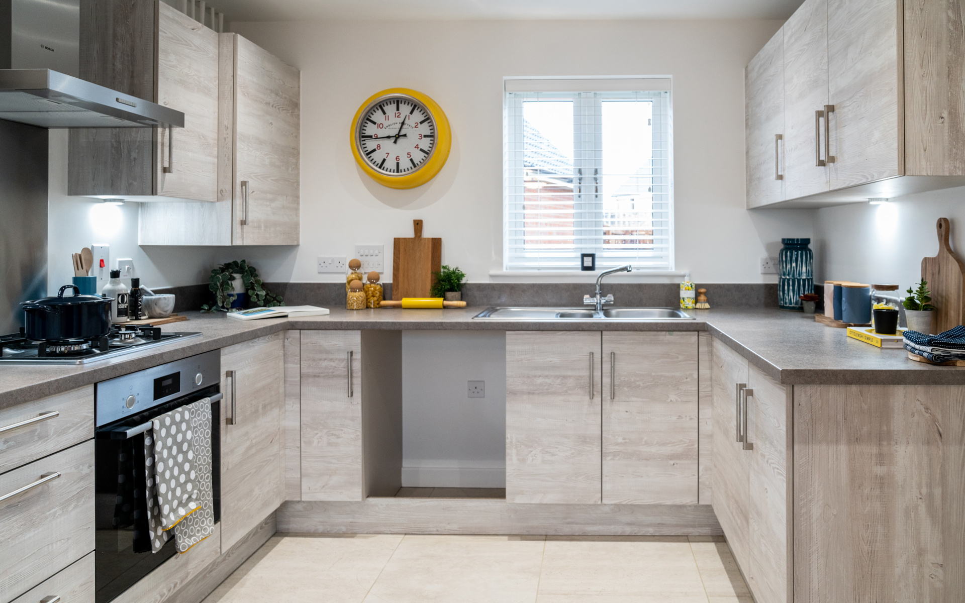 OH Mill View Ashley LR (23)