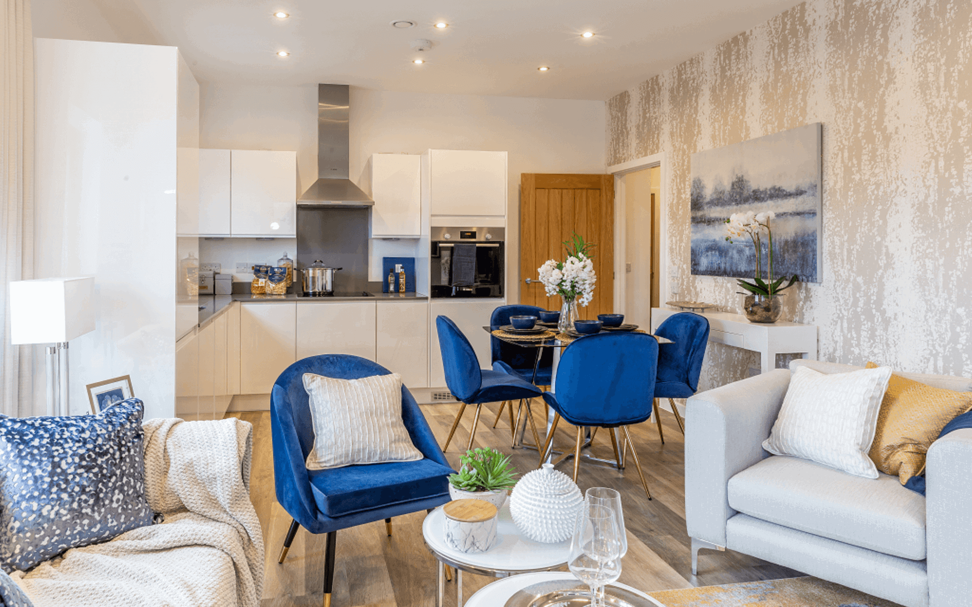 Oh Saq Show Home 1 Lr 1