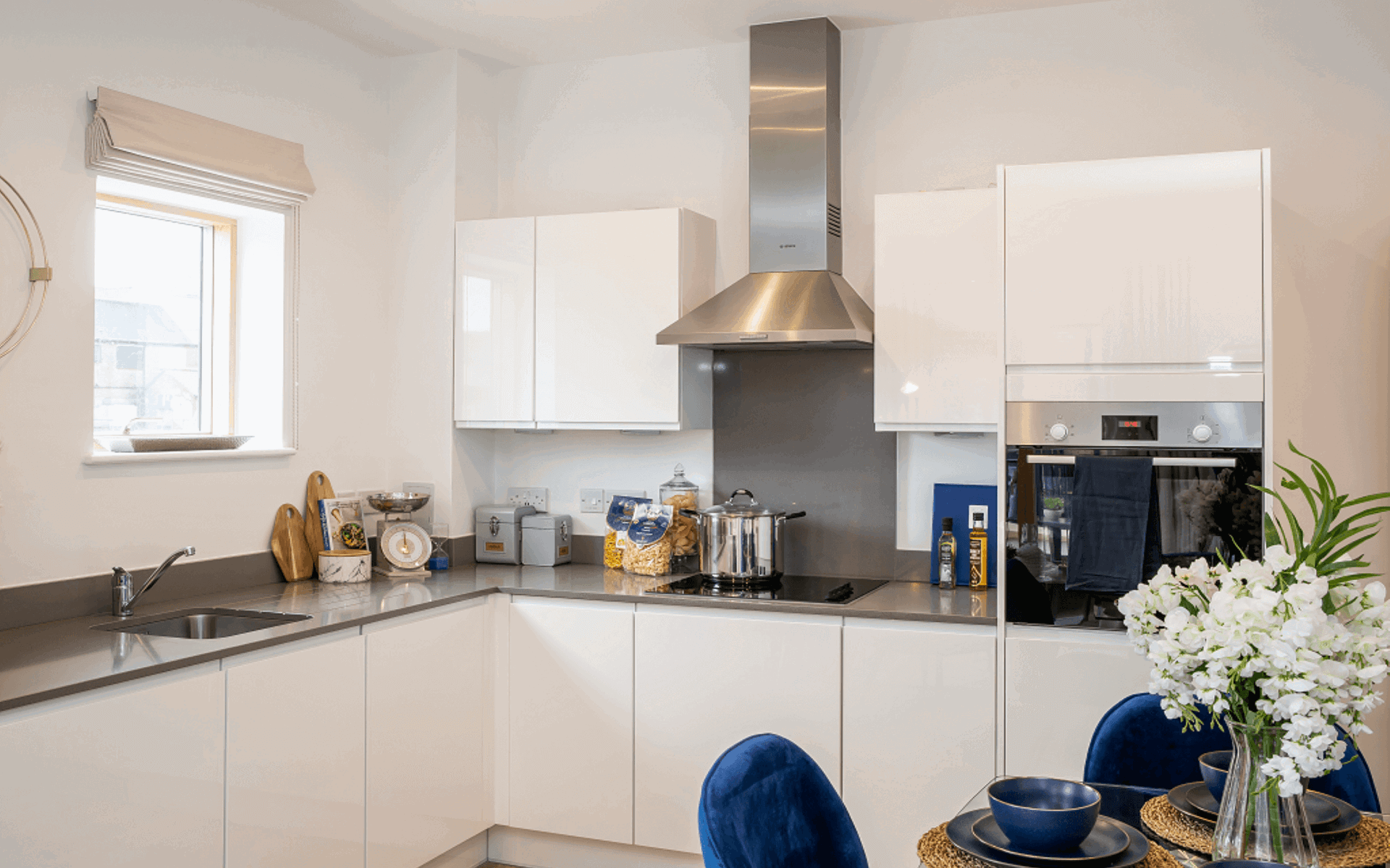 Oh Saq Show Home 1 Lr 4