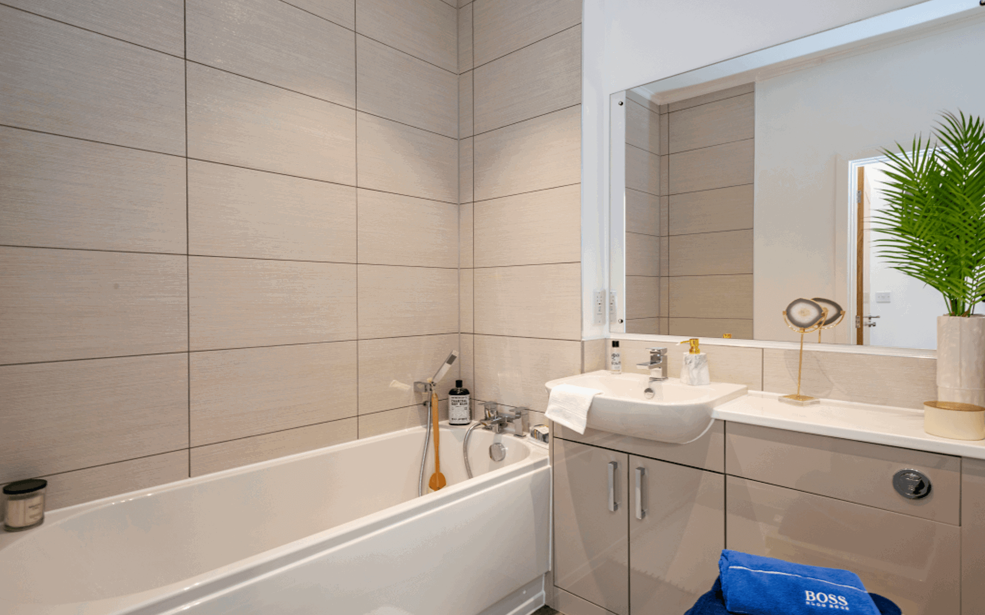 Oh Saq Bathrooms Lr 3