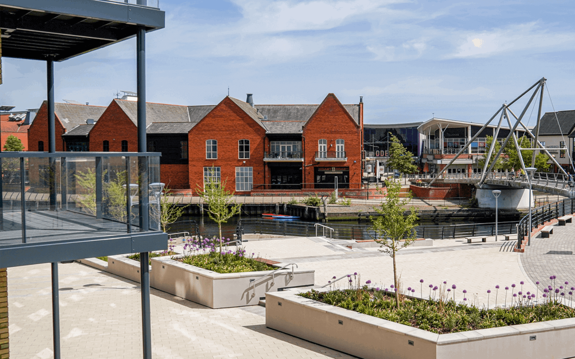 Oh Saq External Plaza Lr 2