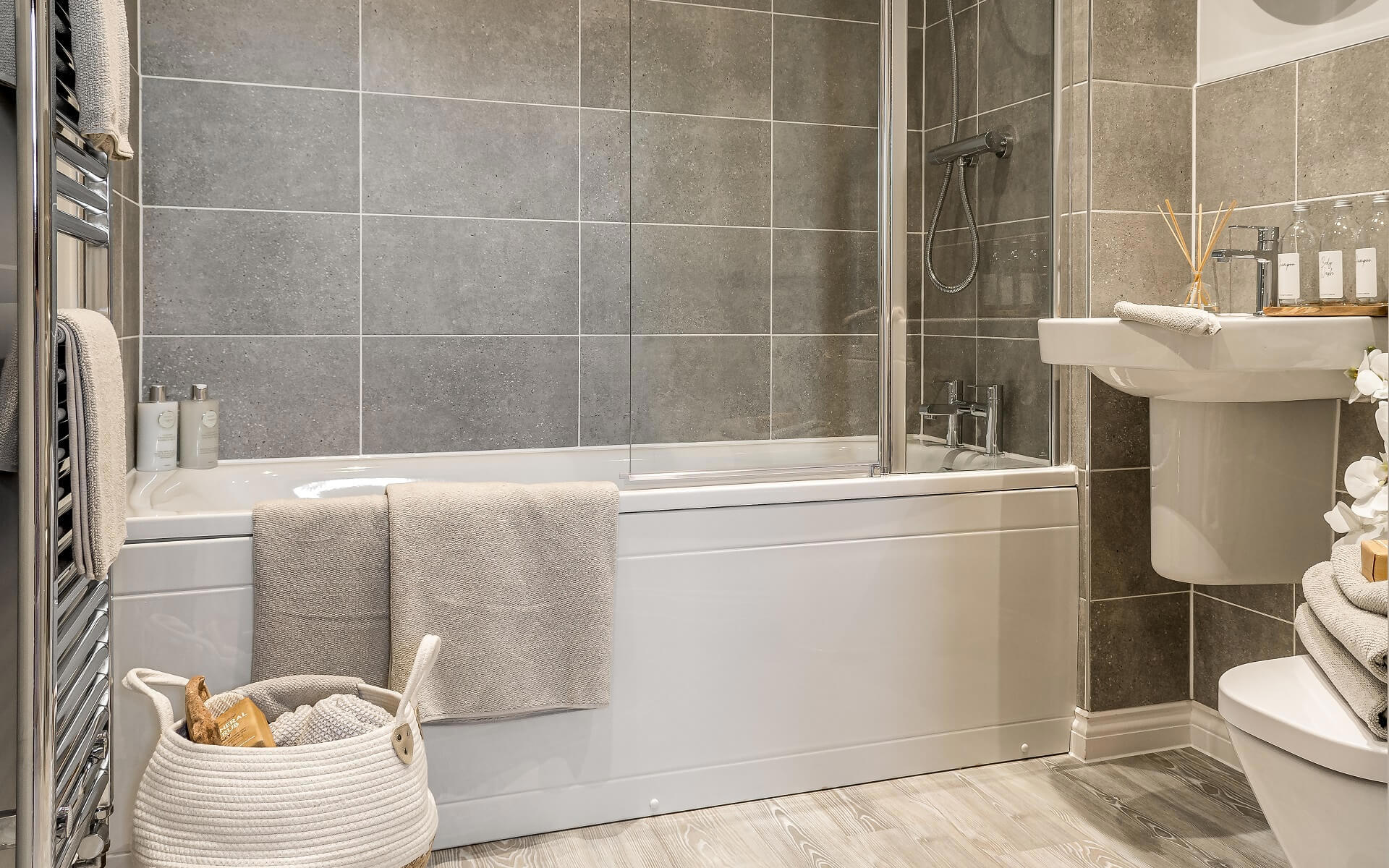 Savant Court Bathroom