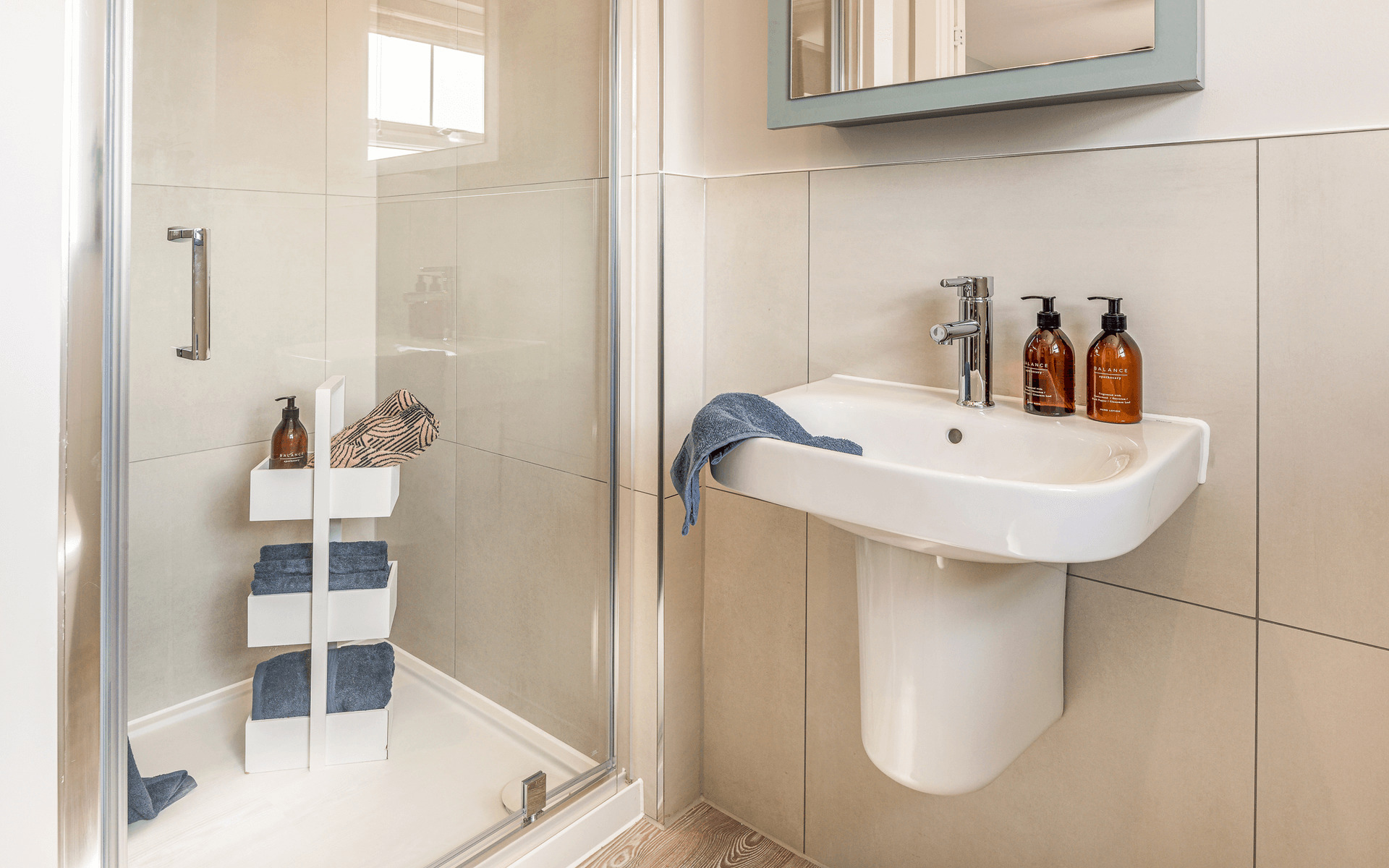 OH Dovecote Gardens P68 Welney LR 22