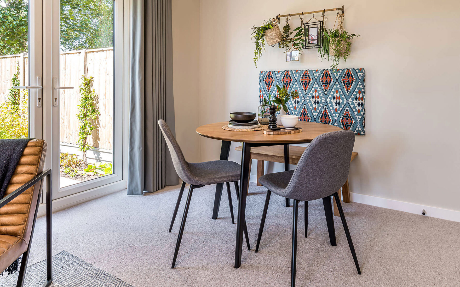 OHS CG Thedaisy Living Dining1 Edit