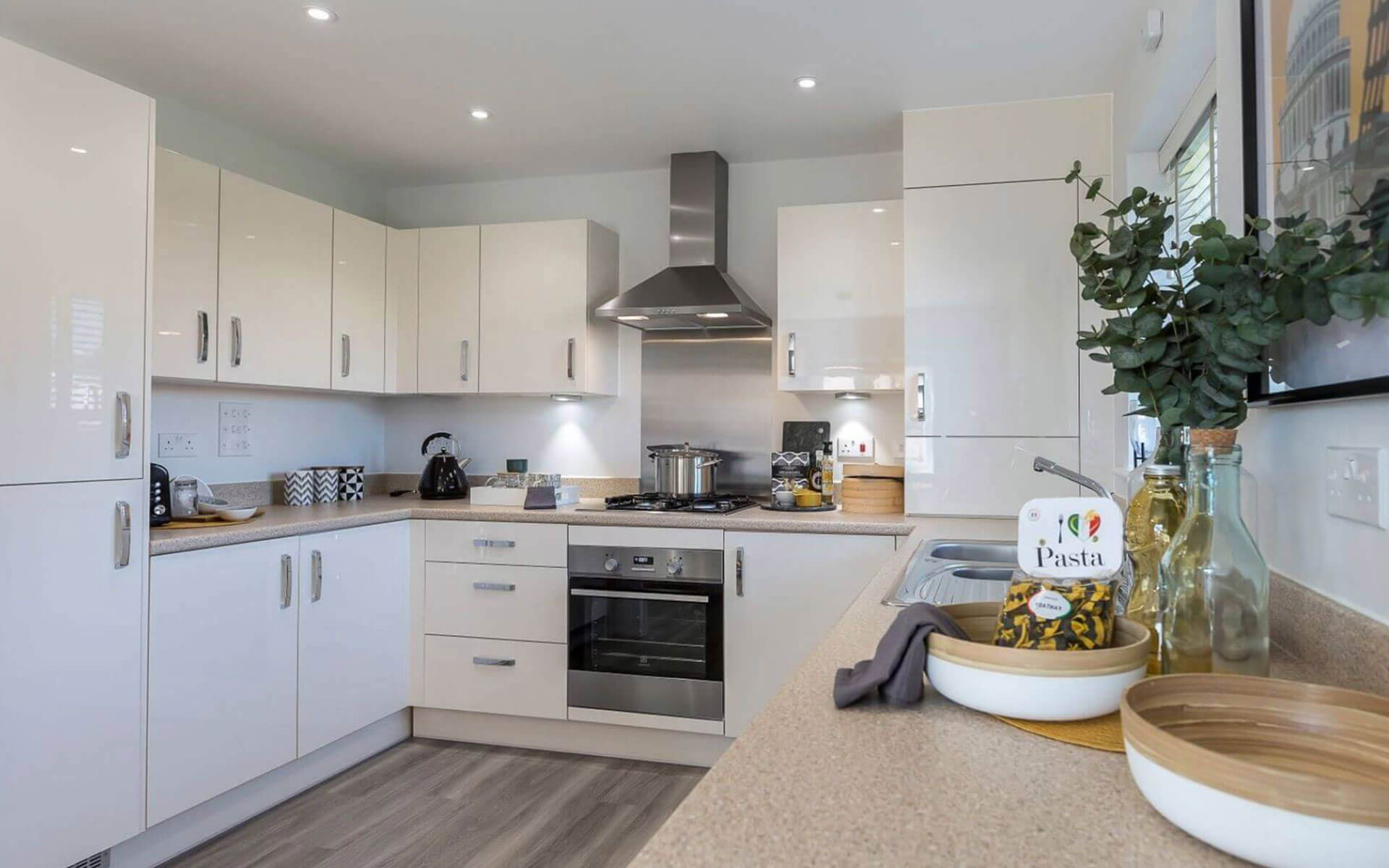 OHS Thehedgerows Beech Kitchen1 0301