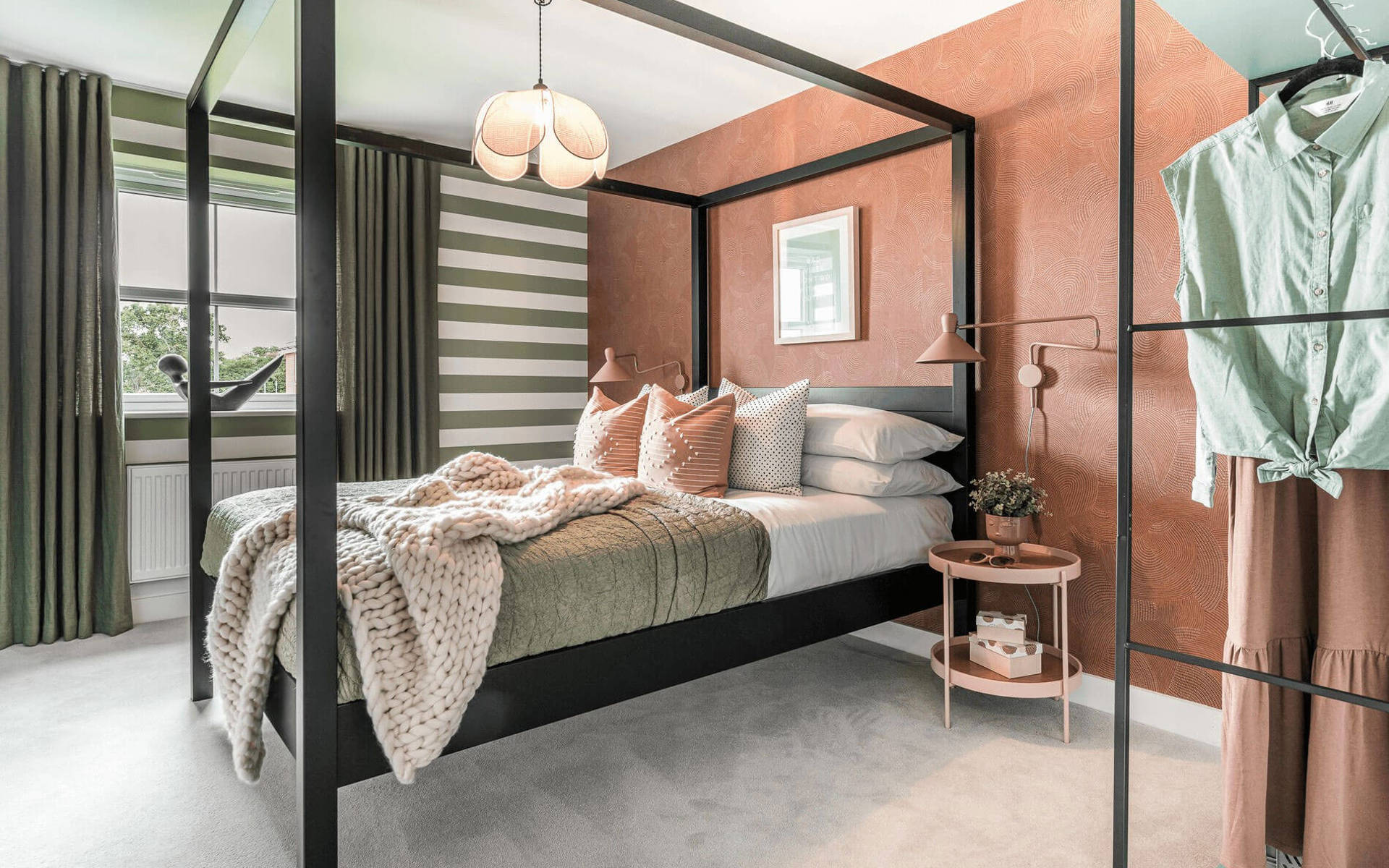 OHE Dovecotegardens A Bedroom2 1 NS