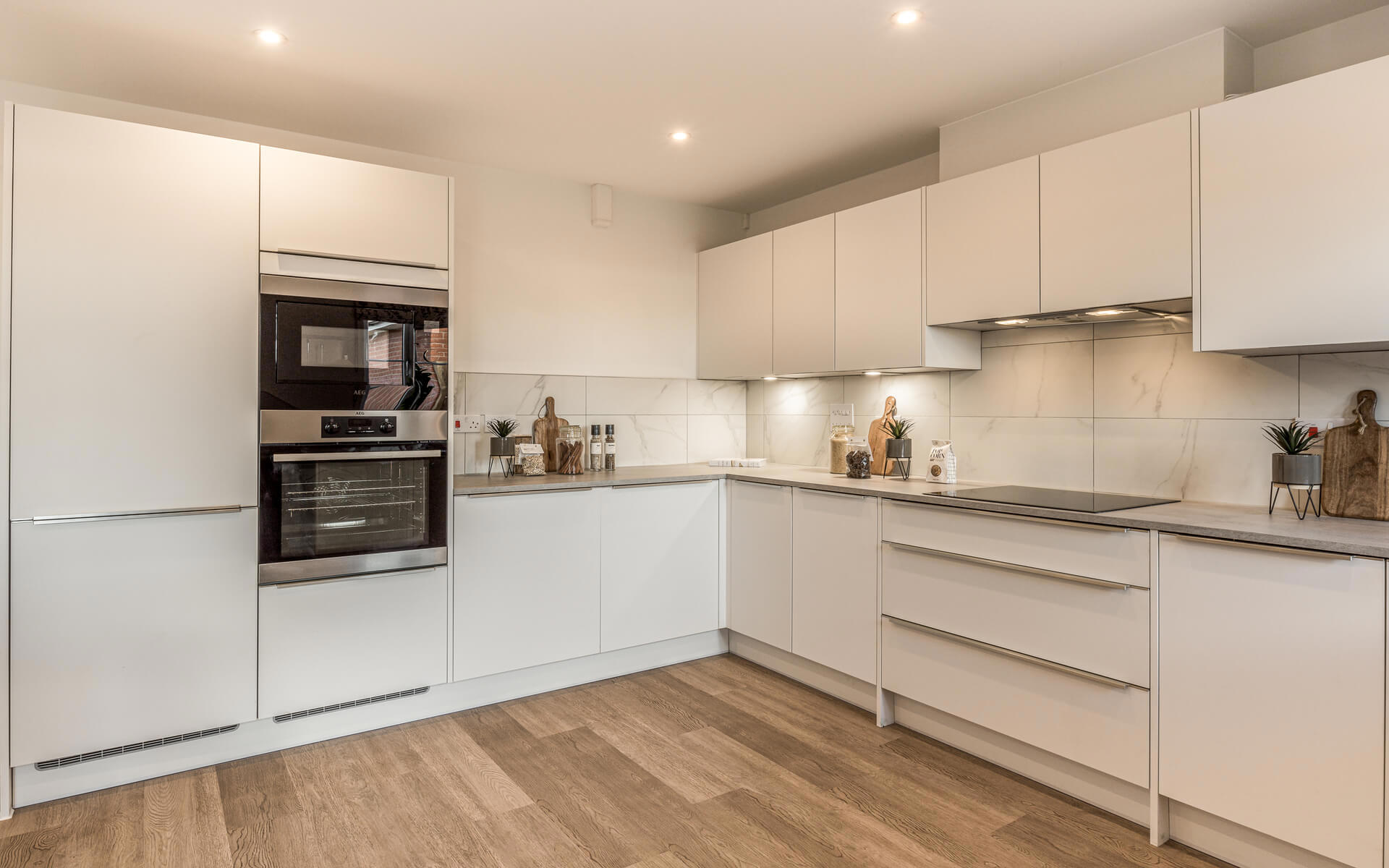 OH Dovecote Gardens P69 Sandringham LR 53